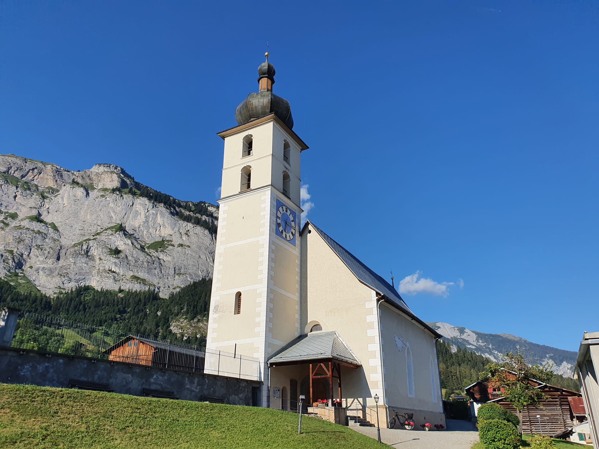 Kirche-Flims_JK-1693834290.JPG